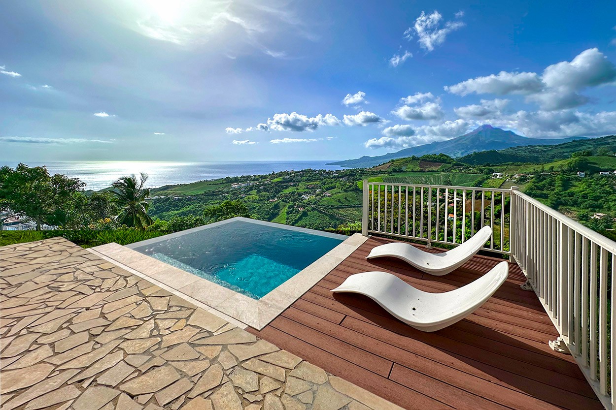 La Maison de l'Architecte Location villa de luxe le Carbet 2 piscines 4 chambres vue mer - Vue incroyable sur la Caraïbe et La Pelée