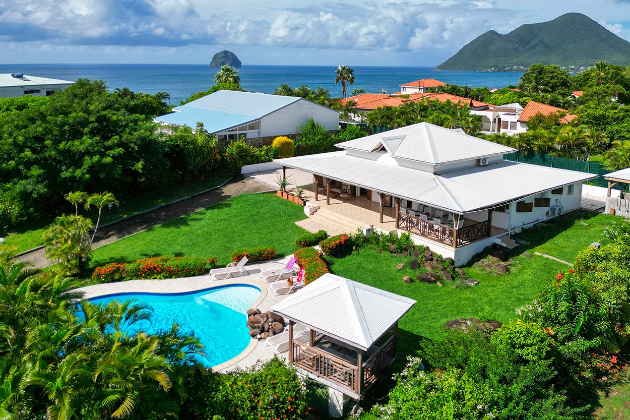 TROPICAL DIAMANT villa rental Martinique 4 bedrooms 4 bathrooms 10 people swimming pool - Bienvenue à Tropical Diamant