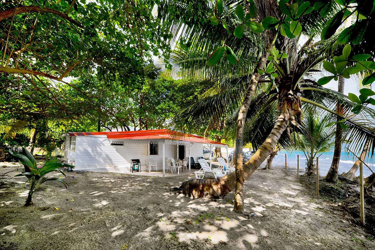 GRAIN DE SABLE location bungalow sur la plage -  le Diamant - Le grain de sable sur la plage du Diamant